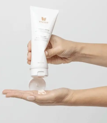 Vivier Vitamin C Scrub - Image 3